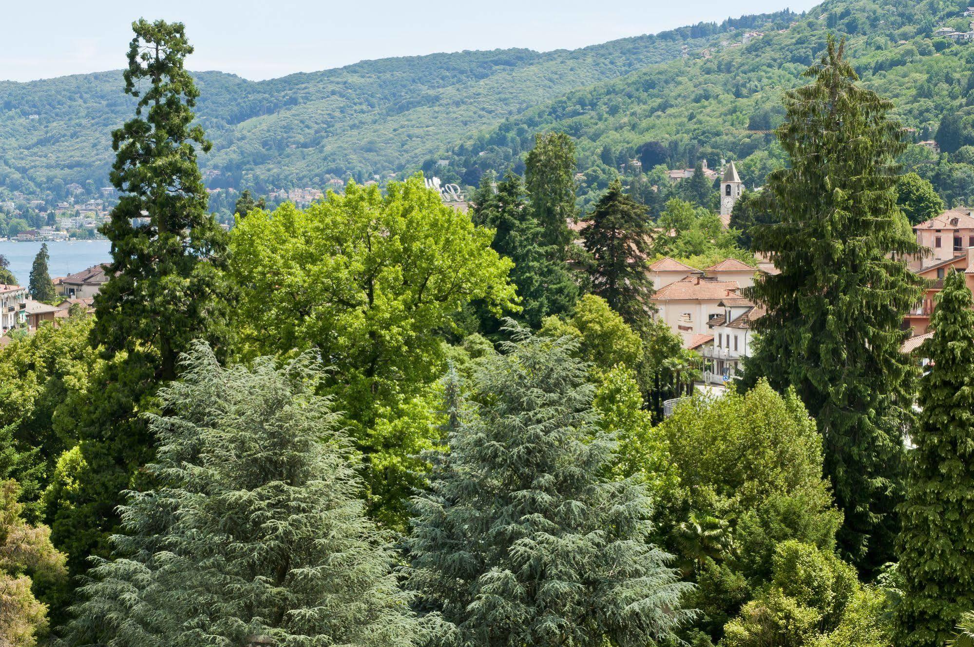 Carl & Do Hotell Baveno Exteriör bild